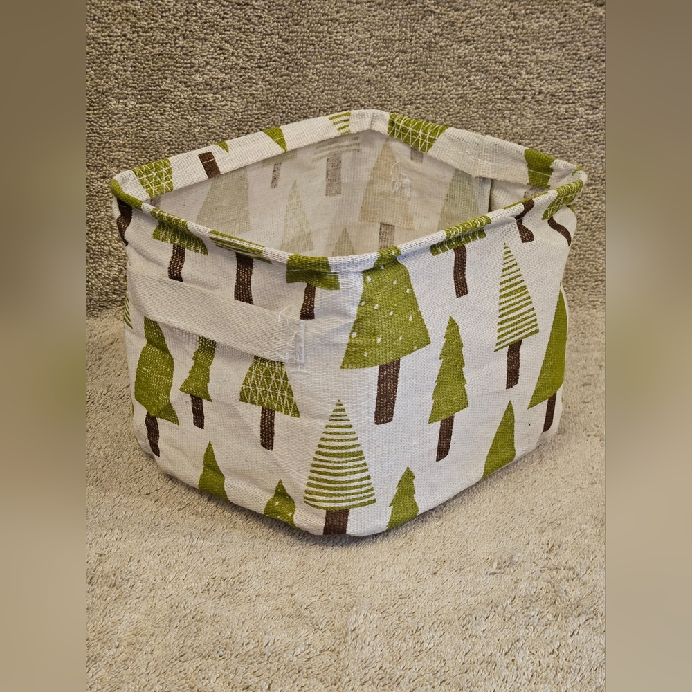 Printed Cotton/Linen Basket w/ Handle, NWOT, Trees